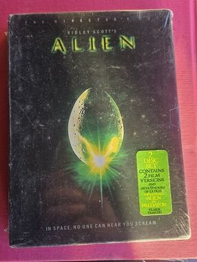 Alien (Ridley Scott) 2 Disk Collector's DVD Set - Remastered Original Sealed